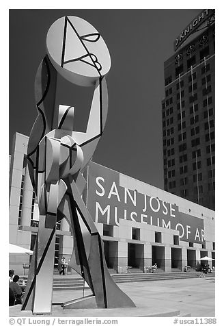 Sculpture and San Jose Museum of Art. San Jose, California, USA (black and white)
