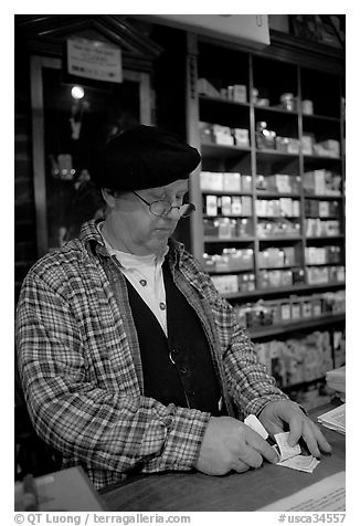 Clerk in Tobacco shop, Old Town. San Diego, California, USA (black and white)