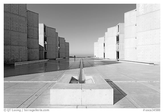 Salk Institute, designed by Louis Kahn. La Jolla, San Diego, California, USA (black and white)
