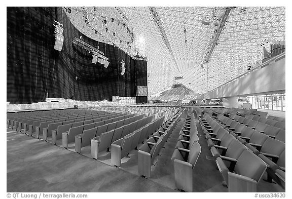 Interior of the Crystal Cathedral with set for the Glory of Christmas. Garden Grove, Orange County, California, USA (black and white)