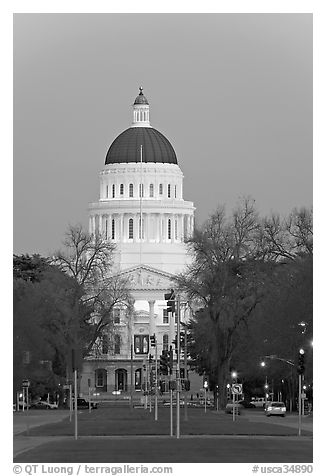 California State Capitol and Capitol Mall at dusk. Sacramento, California, USA (black and white)