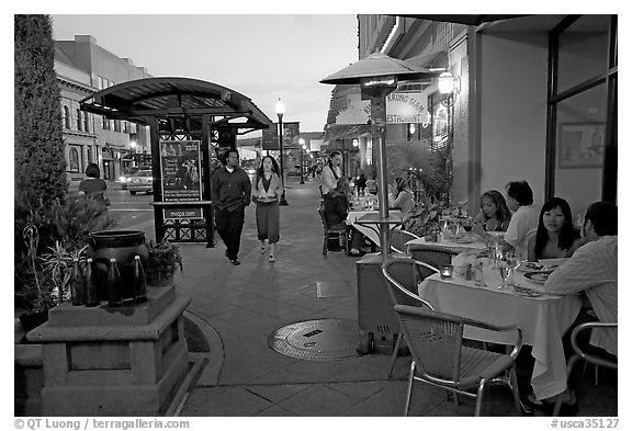 Outdoor dining, Castro Street, Mountain View. California, USA (black and white)
