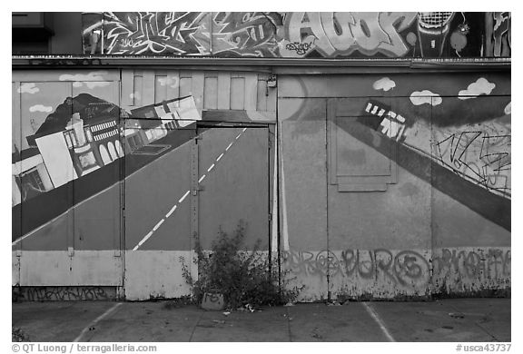 Floor and garage door with painted road, Mission District. San Francisco, California, USA (black and white)