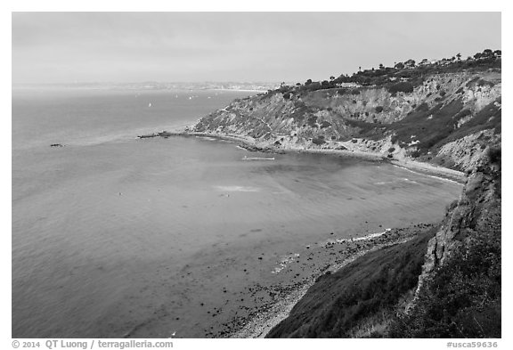 Cove seen from bluffs, Rancho Palo Verdes. Los Angeles, California, USA (black and white)