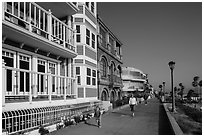Beachfront promenade, Manhattan Beach. Los Angeles, California, USA ( black and white)