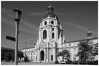 Lamp post and city hall. Pasadena, Los Angeles, California, USA ( black and white)