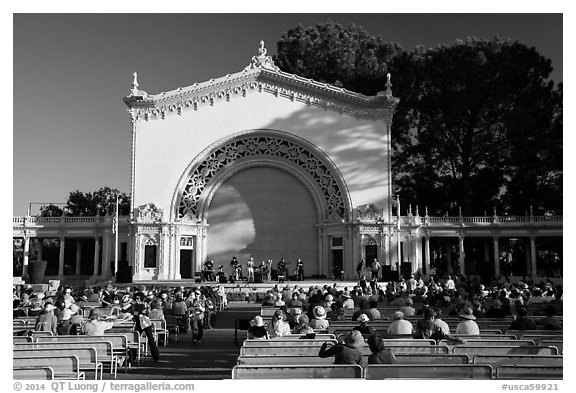 Music performance at Spreckels Pavilion. San Diego, California, USA (black and white)