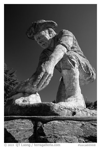 Statue of Claude Chana commemorating California gold rush, Auburn. Califoxrnia, USA (black and white)
