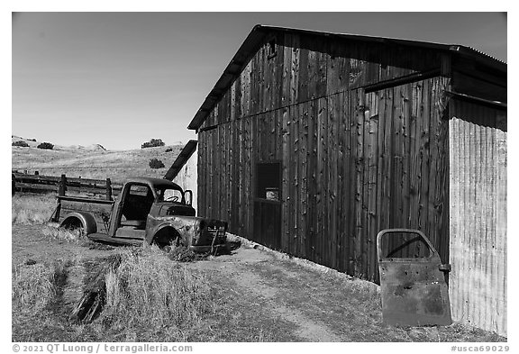 Barn and truck, Selby Ranch. Carrizo Plain National Monument, California, USA (black and white)