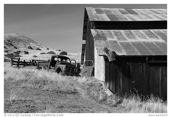 Selby Ranch. Carrizo Plain National Monument, California, USA (black and white)