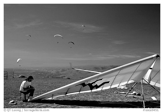 Hand-glider,  Mission Peak Regional Park. California, USA (black and white)