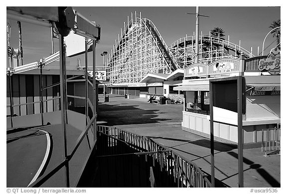 Boardwalk amusement park, morning. Santa Cruz, California, USA (black and white)