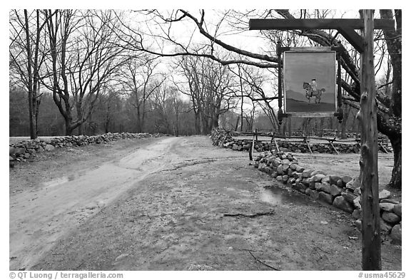 Battle Road Trail and tavern sign, Minute Man National Historical Park. Massachussets, USA