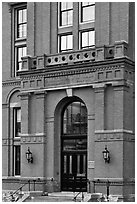 Peabody Museum entrance, Harvard University, Cambridge. Boston, Massachussets, USA ( black and white)