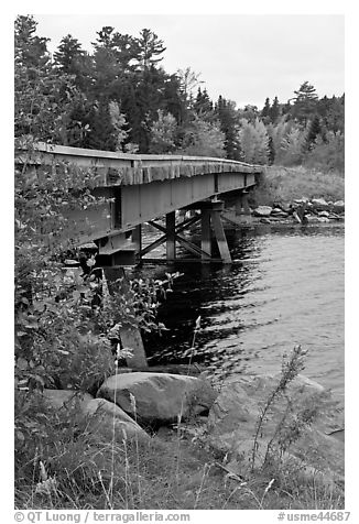 Johns Bridge. Allagash Wilderness Waterway, Maine, USA (black and white)