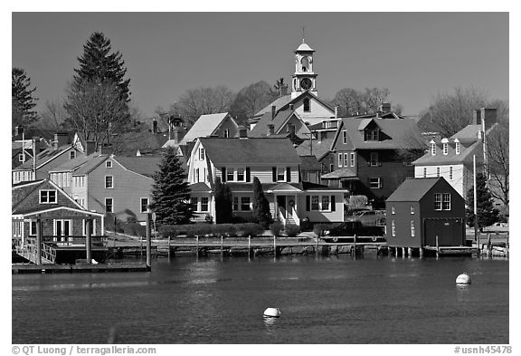 Old wooden houses and church. Portsmouth, New Hampshire, USA (black and white)