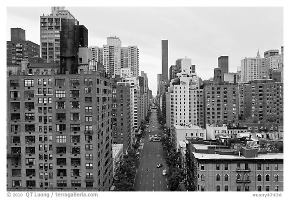 Street and buildings from above, Manhattan. NYC, New York, USA (black and white)