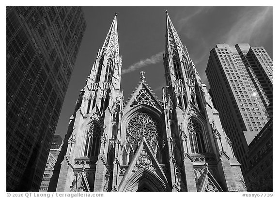 Front of St Patricks Cathedral. NYC, New York, USA (black and white)