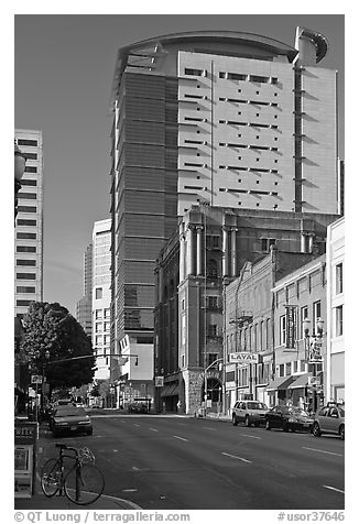 Historic and contemporary buildings, downtown. Portland, Oregon, USA (black and white)