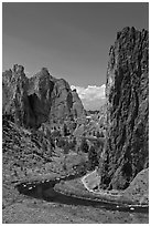 Bend of the Crooked River and Morning Glory Wall. Smith Rock State Park, Oregon, USA (black and white)