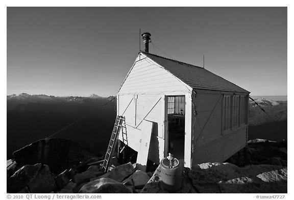 Hidden Lake Lookout, early morning, Mount Baker Glacier Snoqualmie National Forest. Washington (black and white)