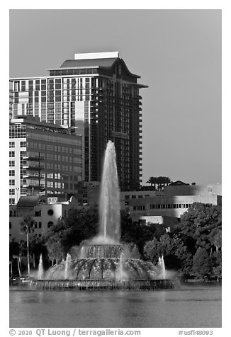 Fountain, Lake Eola, Sumerlin Park. Orlando, Florida, USA