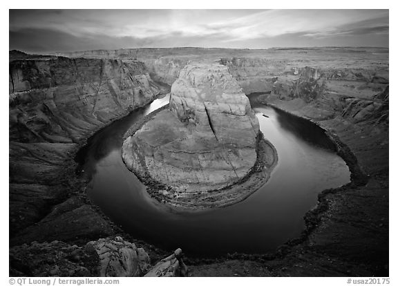 Horsehoe bend of the Colorado River, dawn. USA (black and white)