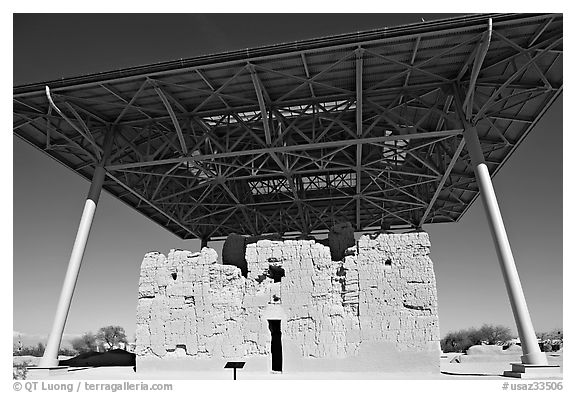 Prehistoric Big House, Casa Grande Ruins National Monument. Arizona, USA (black and white)