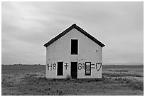 Abandoned house with graffiti, Mosca. Colorado, USA ( black and white)