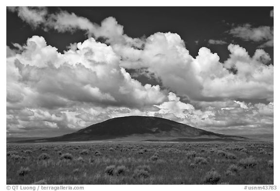 Volcanic hill and clouds. New Mexico, USA (black and white)