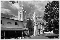 Old town plaza and San Felipe de Neri Church. Albuquerque, New Mexico, USA ( black and white)