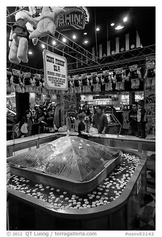 Carnival game, Circus Circus. Reno, Nevada, USA (black and white)