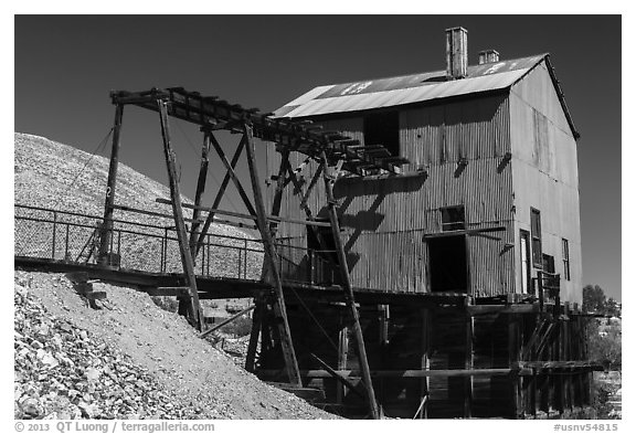 Historic mining building. Nevada, USA (black and white)