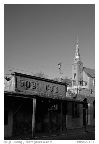 Golden Club and church, sunset, Austin. Nevada, USA (black and white)