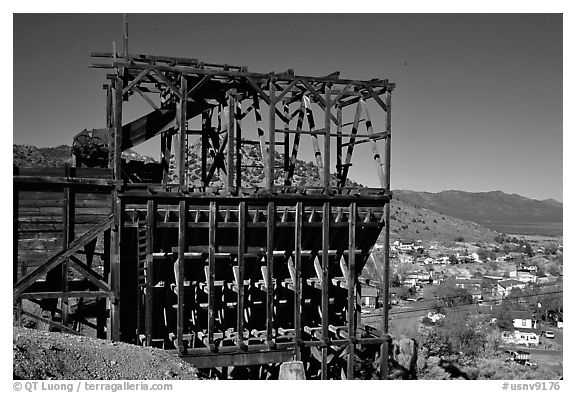 Old mining apparatus,  Pioche. Nevada, USA (black and white)