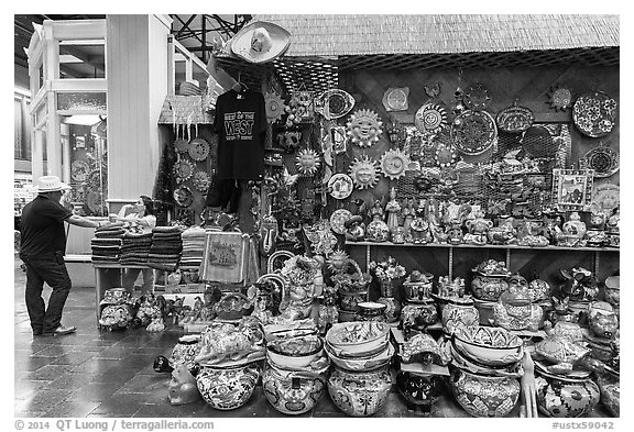 Mexican ceramics for sale, Market Square. San Antonio, Texas, USA (black and white)