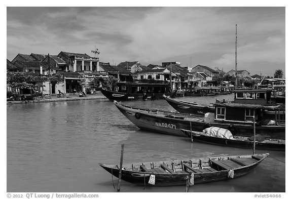 Boats, ancient town. Hoi An, Vietnam (black and white)