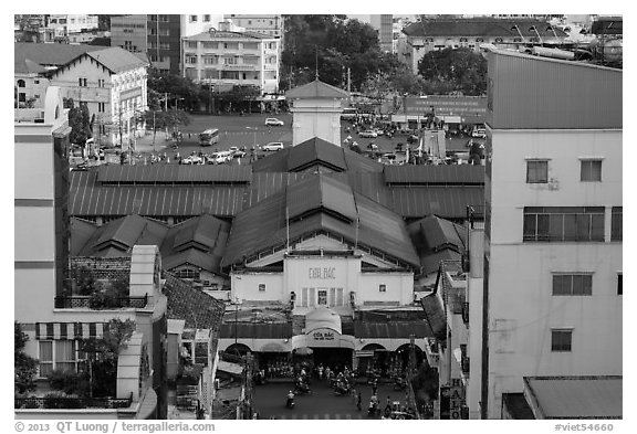 Ben Thanh covered market from above. Ho Chi Minh City, Vietnam (black and white)