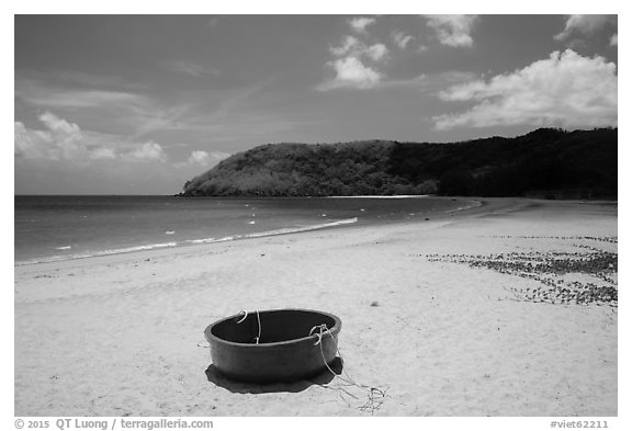 Coracle on Dam Trau Beach. Con Dao Islands, Vietnam (black and white)