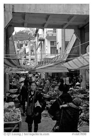 Black Hmong people at the Sapa market. Sapa, Vietnam (black and white)