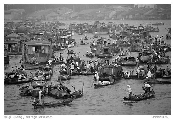 Concentration of small boats at the Cai Rang Floating market. Can Tho, Vietnam (black and white)