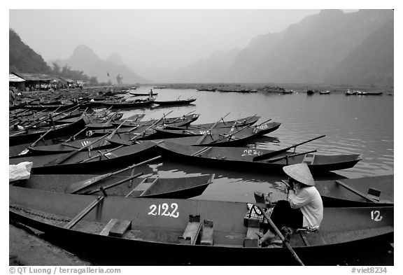 Wharf. Perfume Pagoda, Vietnam (black and white)