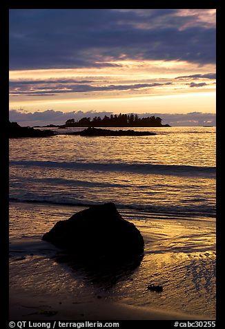 Sunset, Half Moon Bay. Pacific Rim National Park, Vancouver Island, British Columbia, Canada (color)