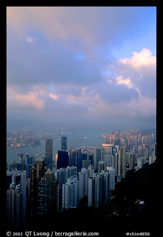 Hong-Kong Island from Victoria Peak, sunset. Hong-Kong, China