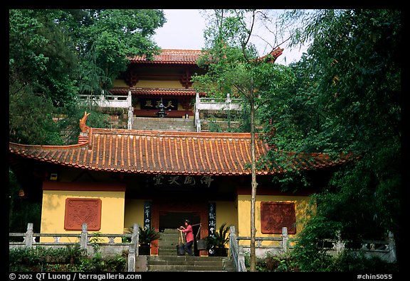 Jiazhou Huayuan temple in Dafo Si. Leshan, Sichuan, China (color)