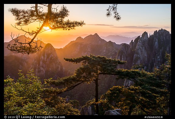 Sunrise. Huangshan Mountain, China (color)