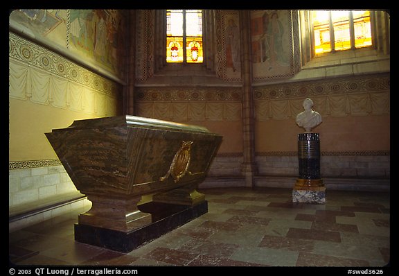 Tomb and bust, royal residence of Drottningholm. Sweden (color)