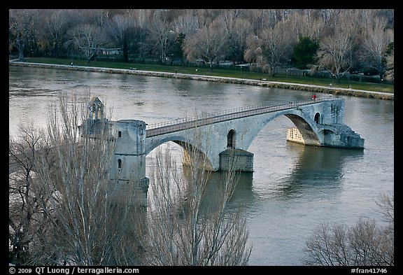 Pont St Benezet and Rhone River. Avignon, Provence, France