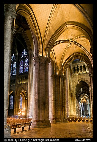 Transept, Cathedrale Notre-Dame de Chartres. France