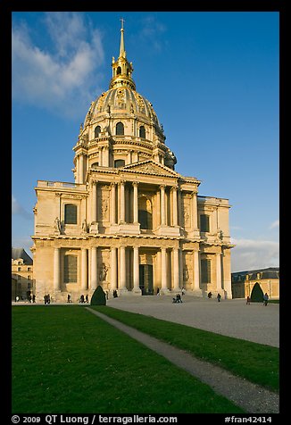 Eglise du Dome, Les Invalides. Paris, France (color)